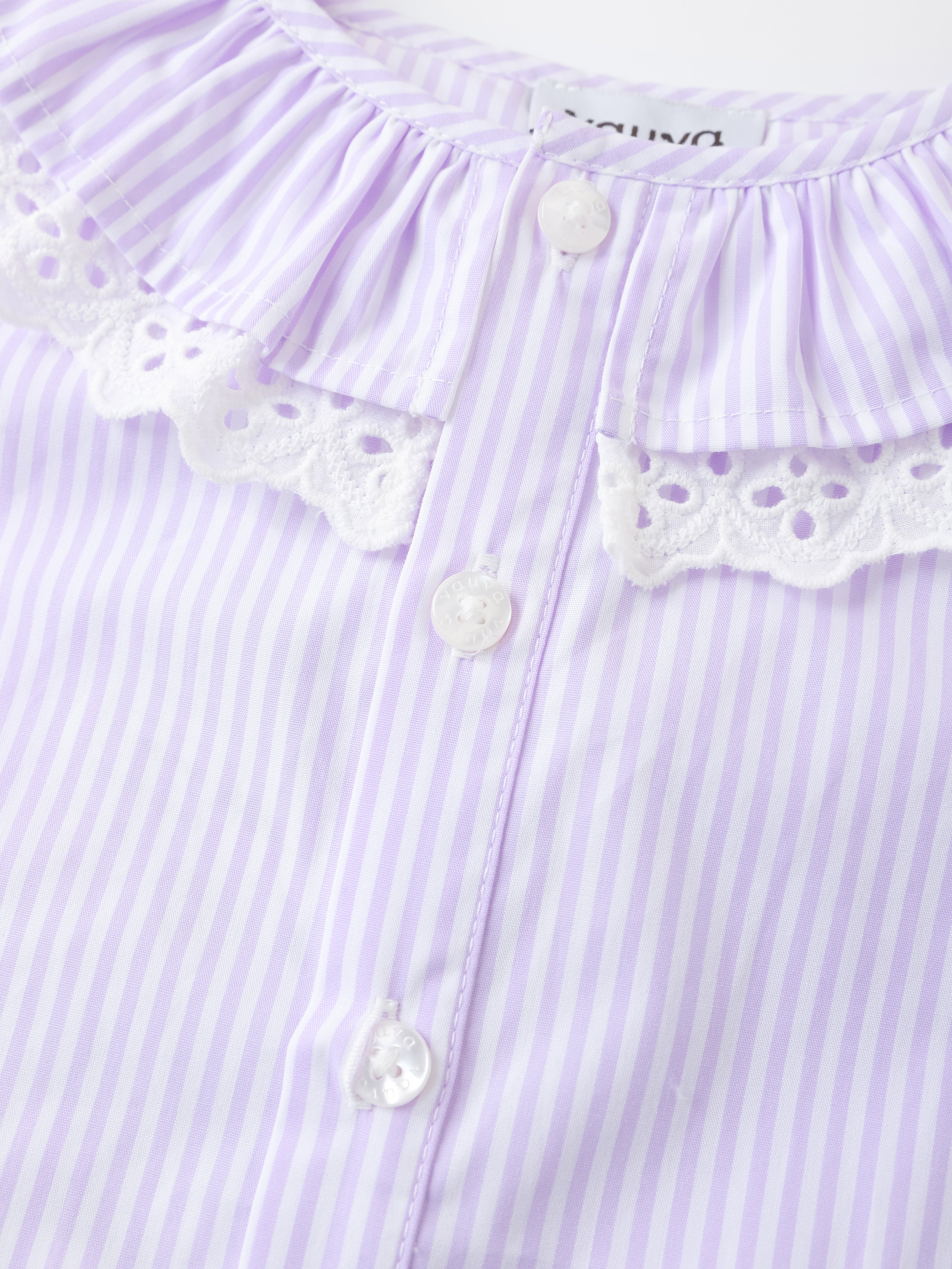 Kid Lace-Trimmed Collar Sleeveless Tie Bottom Top