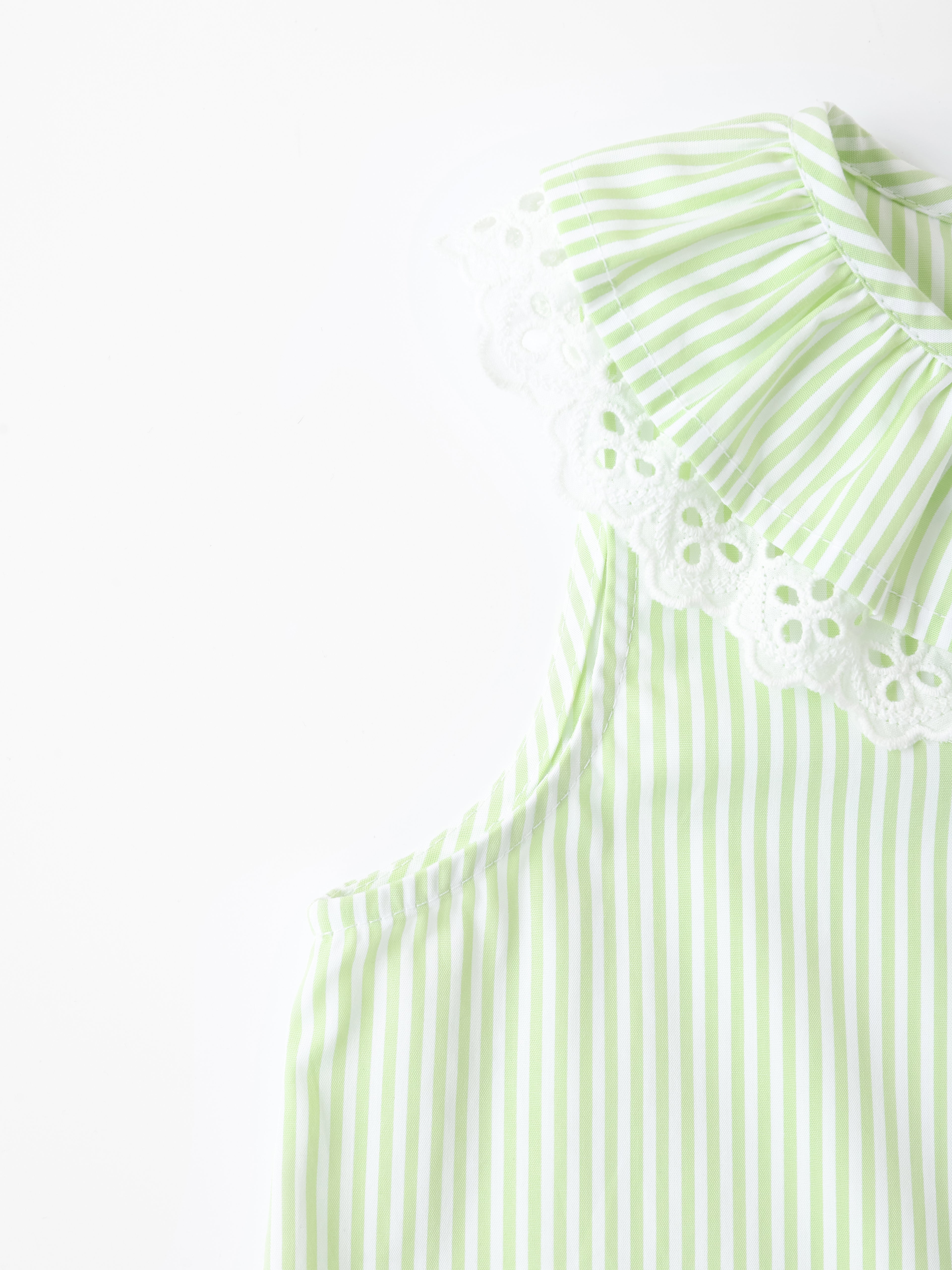 Kid Lace-Trimmed Collar Sleeveless Tie Bottom Top