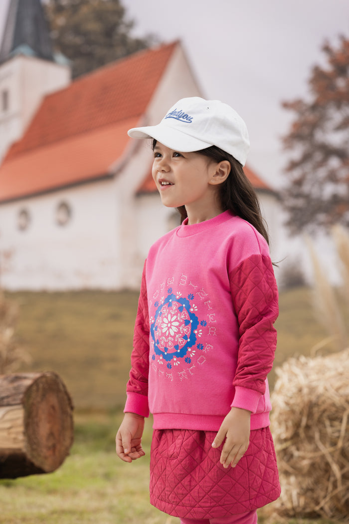 Vauva FW23 - Girls Organic Cotton Sweater (Rose Pink) model front