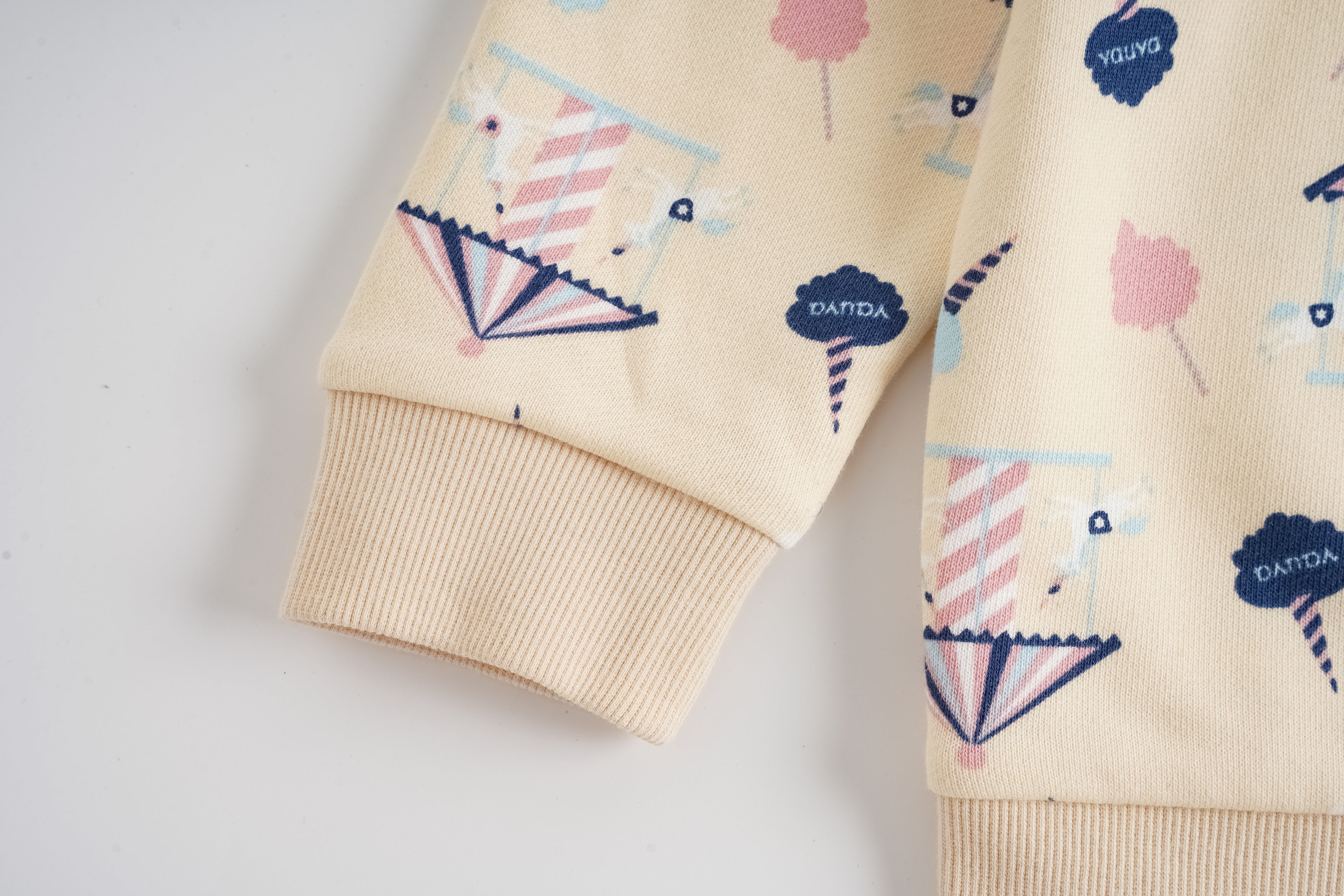 Unicorn-Print Frill Sweatshirt