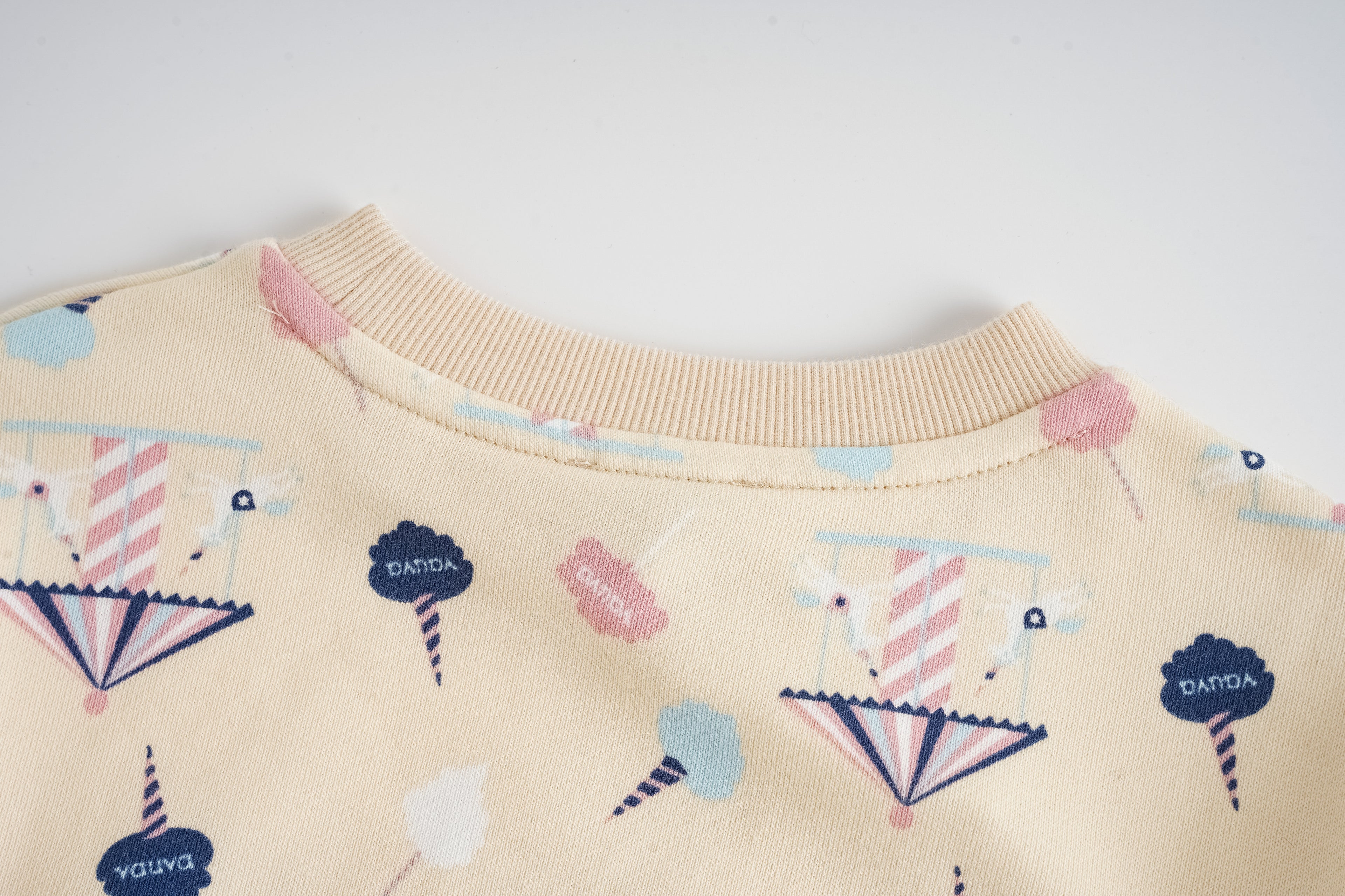 Unicorn-Print Frill Sweatshirt