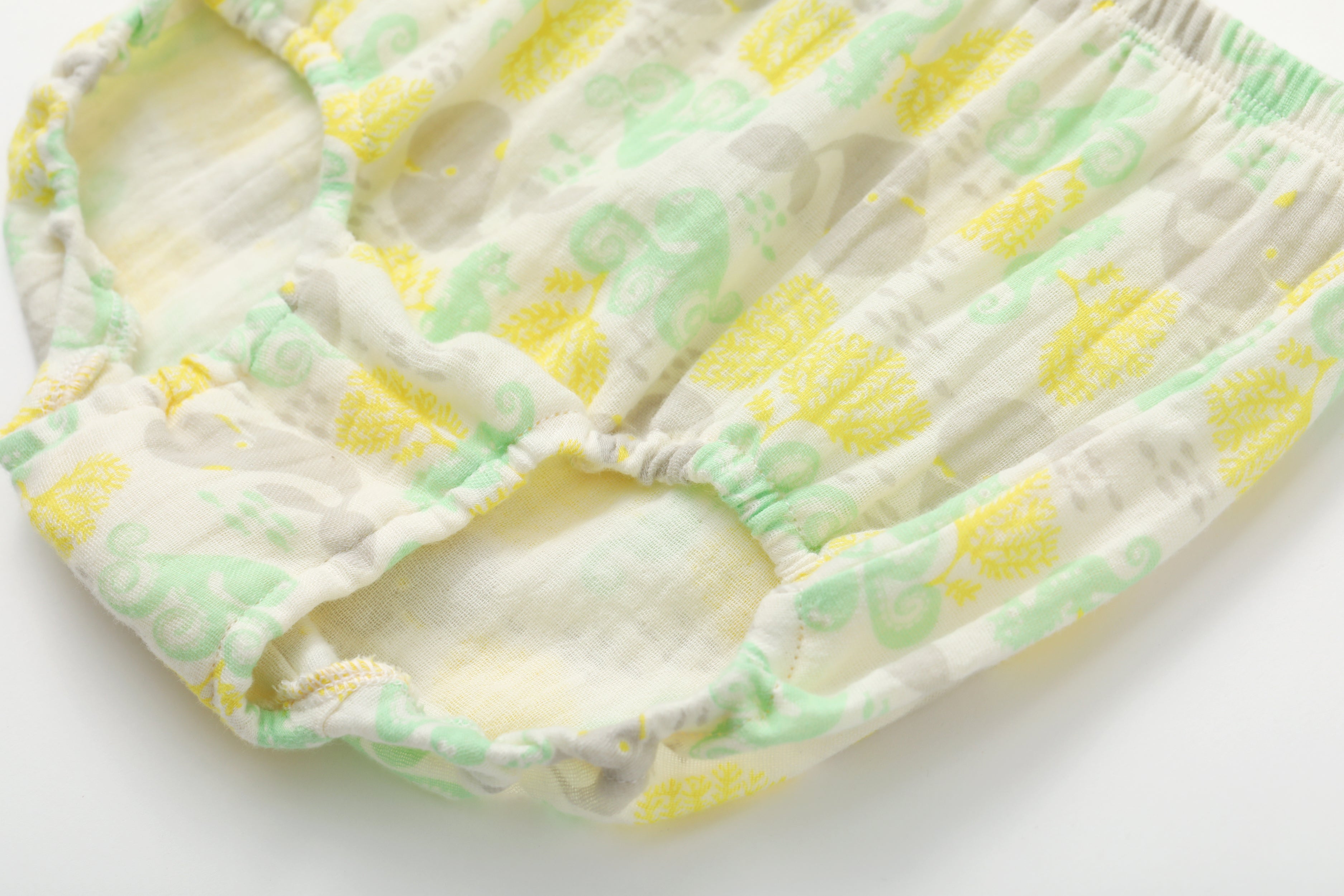 VAUVA Vauva SS24 - Baby Girl All Over Print Peter Pan Collar Top & Bottom Set Top & Bottom Set