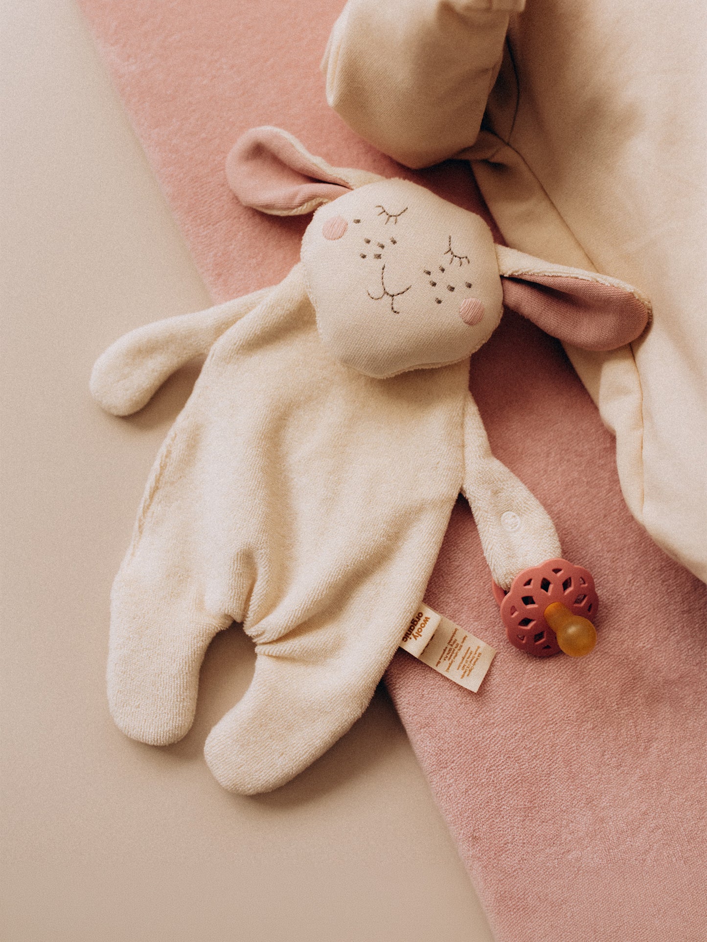 Comforter With Dummy Holder - Sheep