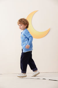 Vauva x Le Petit Prince - Kids Cashmere Cardigan (Blue)-model image side