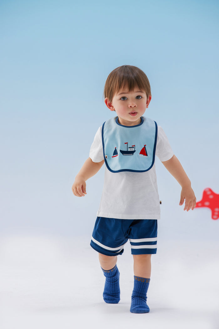 Vauva SS24 - Baby Boy Embroidery Bib (Dark Blue) model image