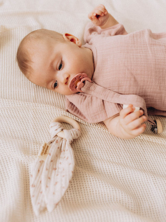 Muslin Ears With Wooden Ring (GOTS)