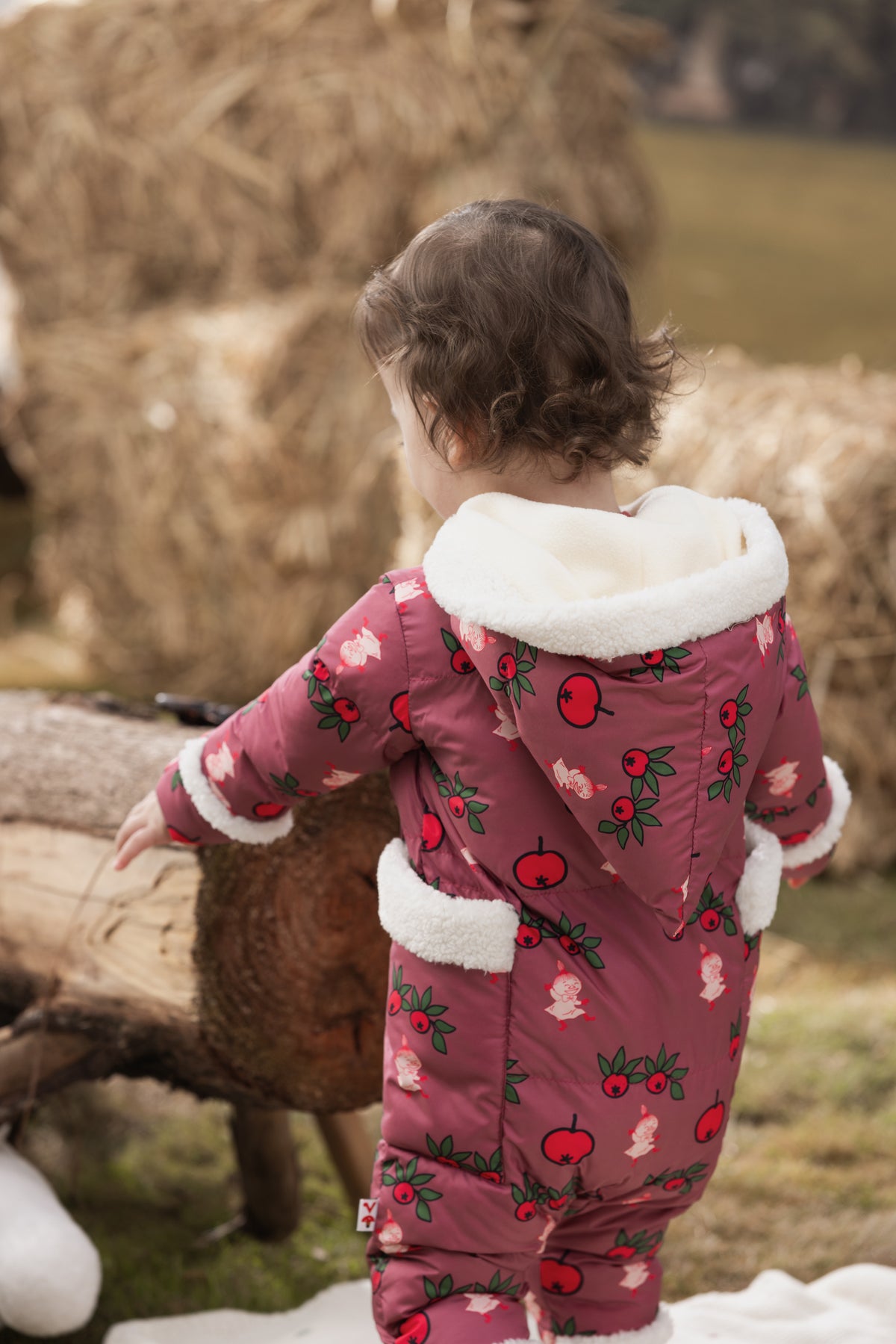 Vauva x Moomin FW23 - Baby Girls Moomin All Over Print Padded Jacket with Hood (Red) model back