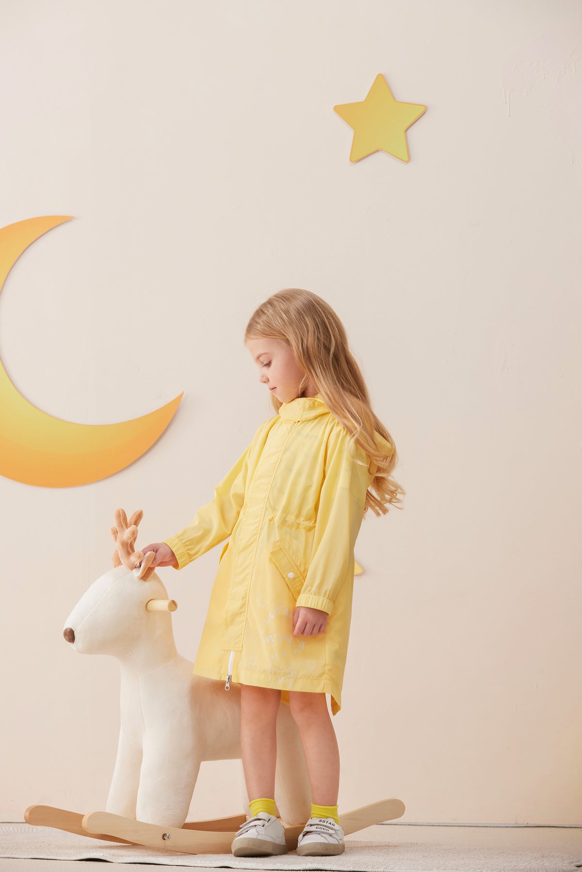 Vauva x Le Petit Prince - Kids Polyester Parka (Yellow) model front