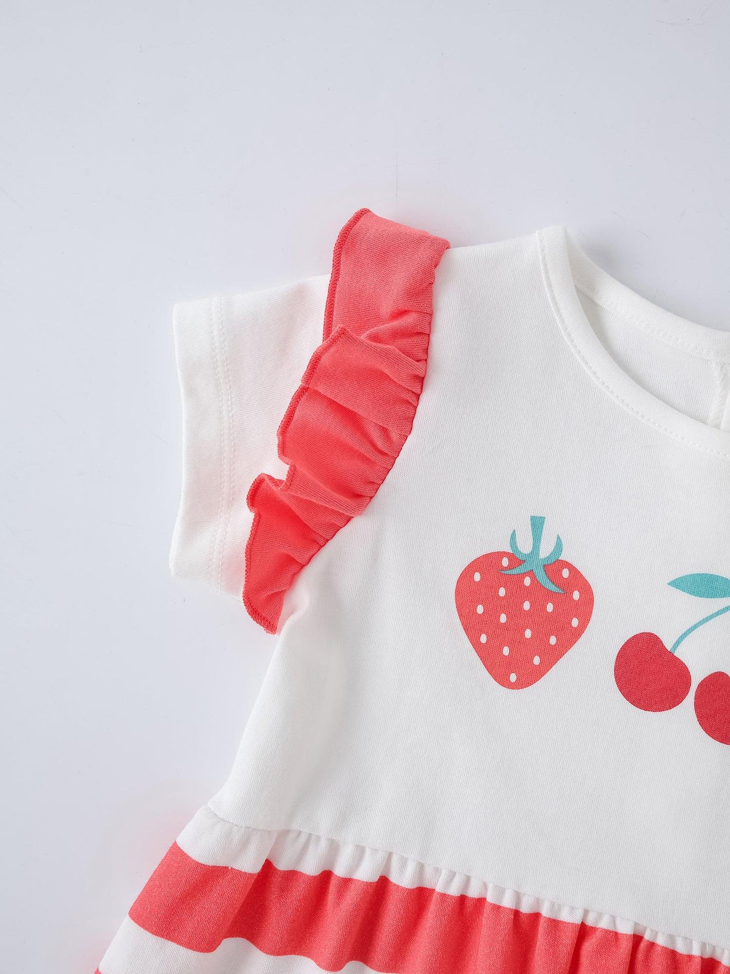 Baby Girls Ruffle Sleeve Berries Print Dress & Knicker Set