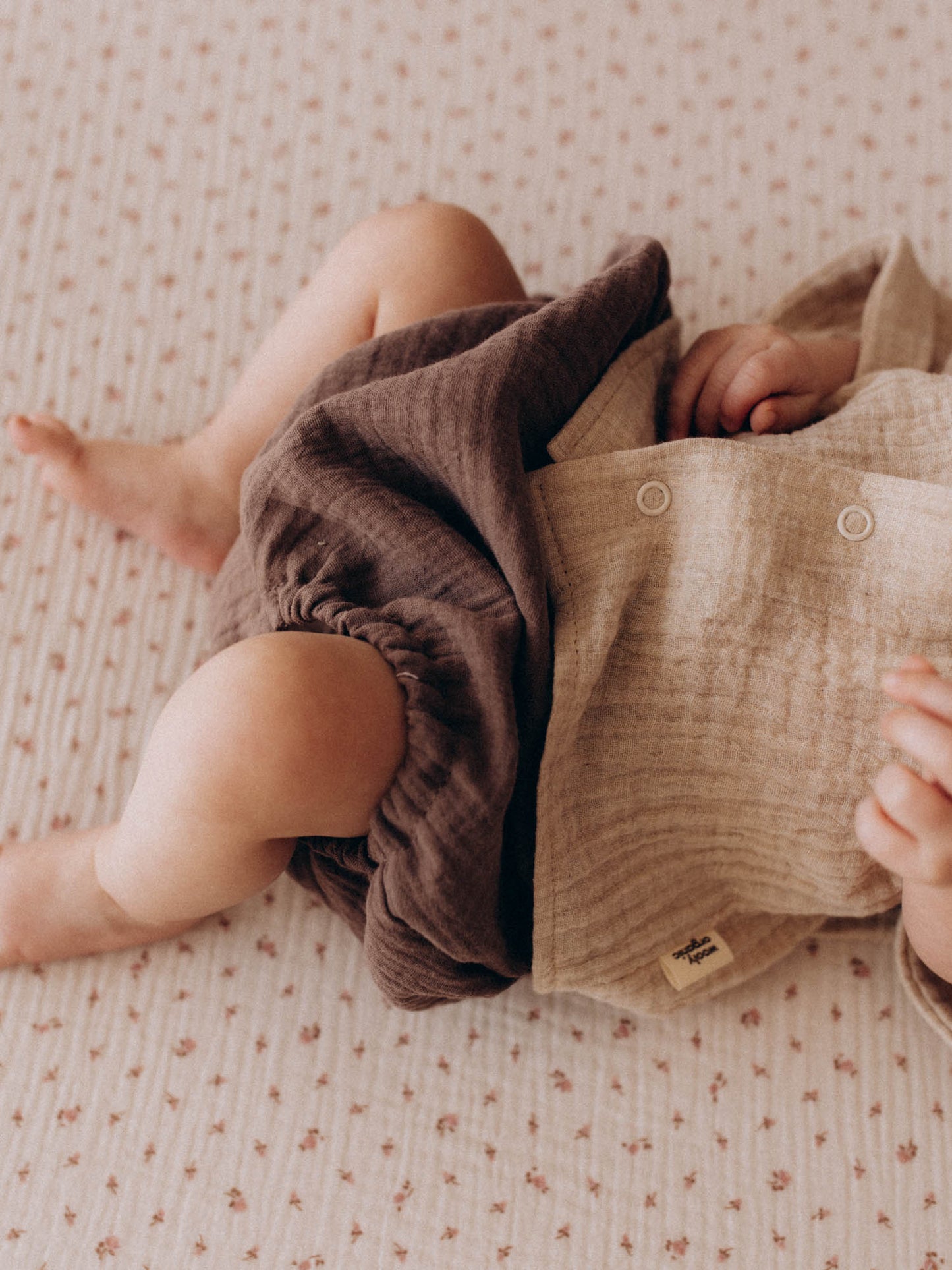 Muslin Baby Shirt With Bloomers (GOTS)