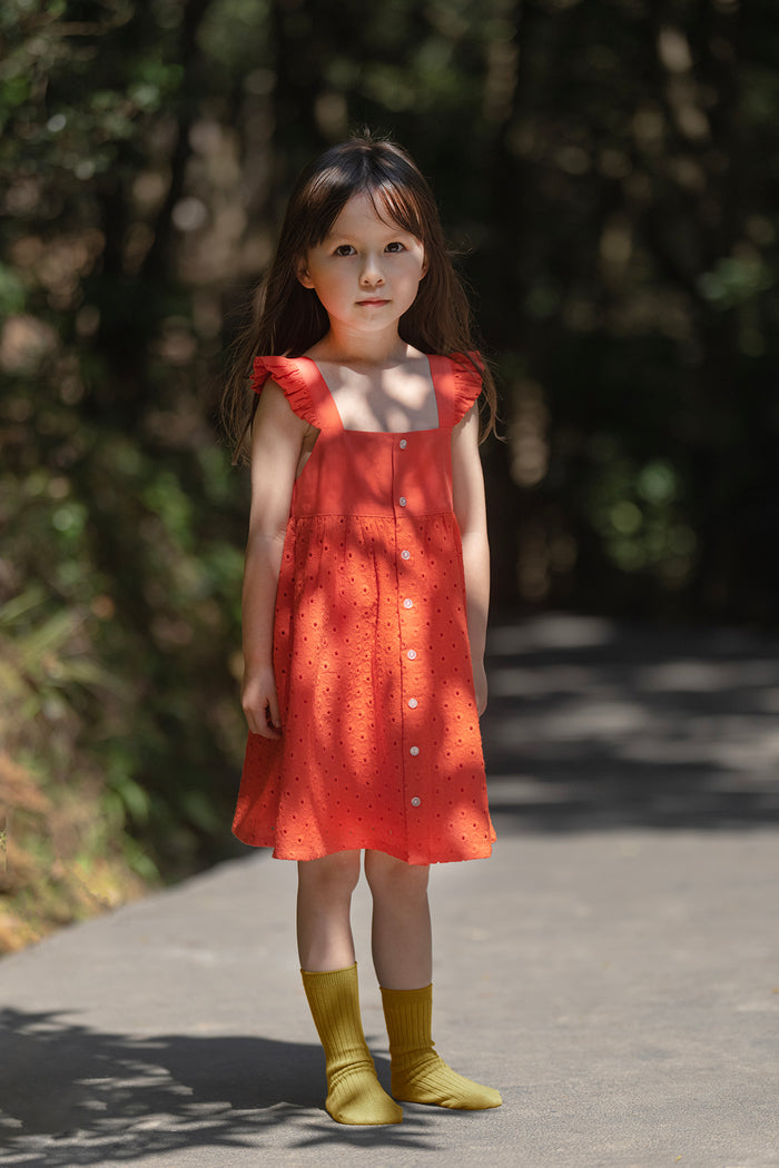 Vauva SS23 Safari - Girls Eyelet Ruffle Cotton Dress-model image front