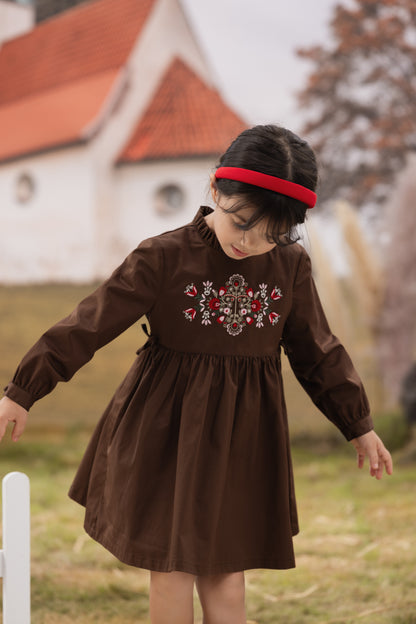 VAUVA Vauva FW23 - Girls Brown Embroidered Cotton Dress Dress