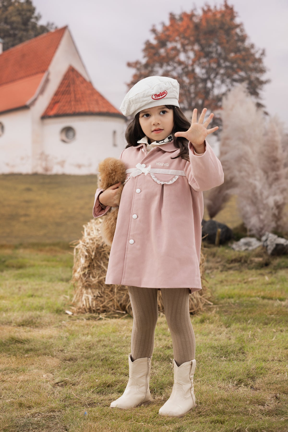 Vauva FW23 - Girls Embroidered Logo Quilted Coat (Pink)-model image front