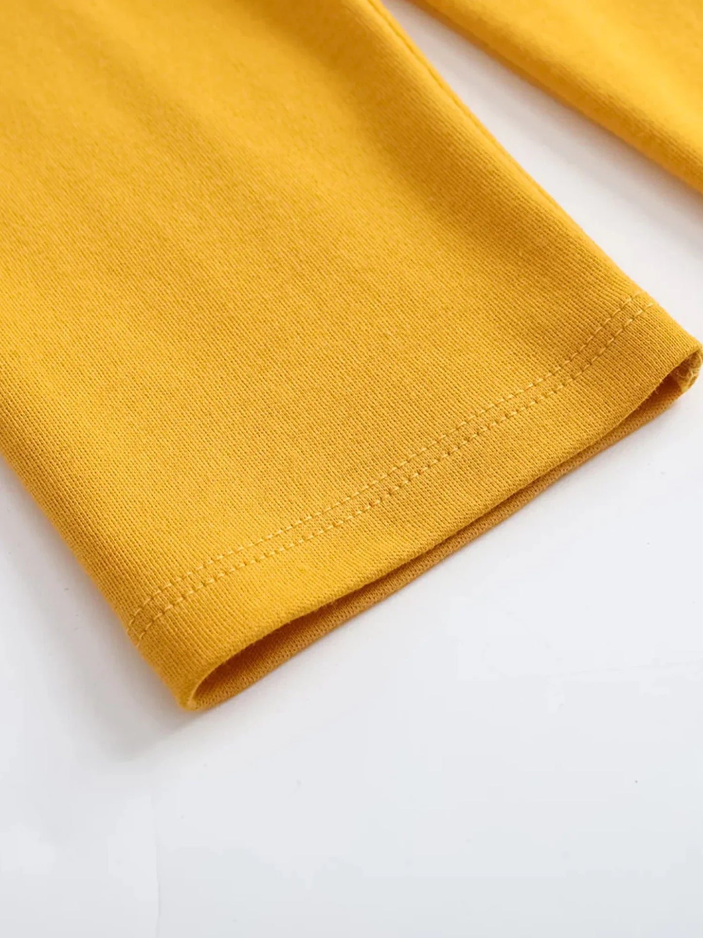 VAUVA Vauva FW23 - Kids Cotton Long Sleeve Crewneck T-Shirt (Natural Yellow) T-shirt
