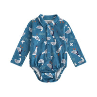 Vauva FW23 - Baby Boy White Goose All Over Prinon Long Sleeve Bodysuit (Blue) product image front