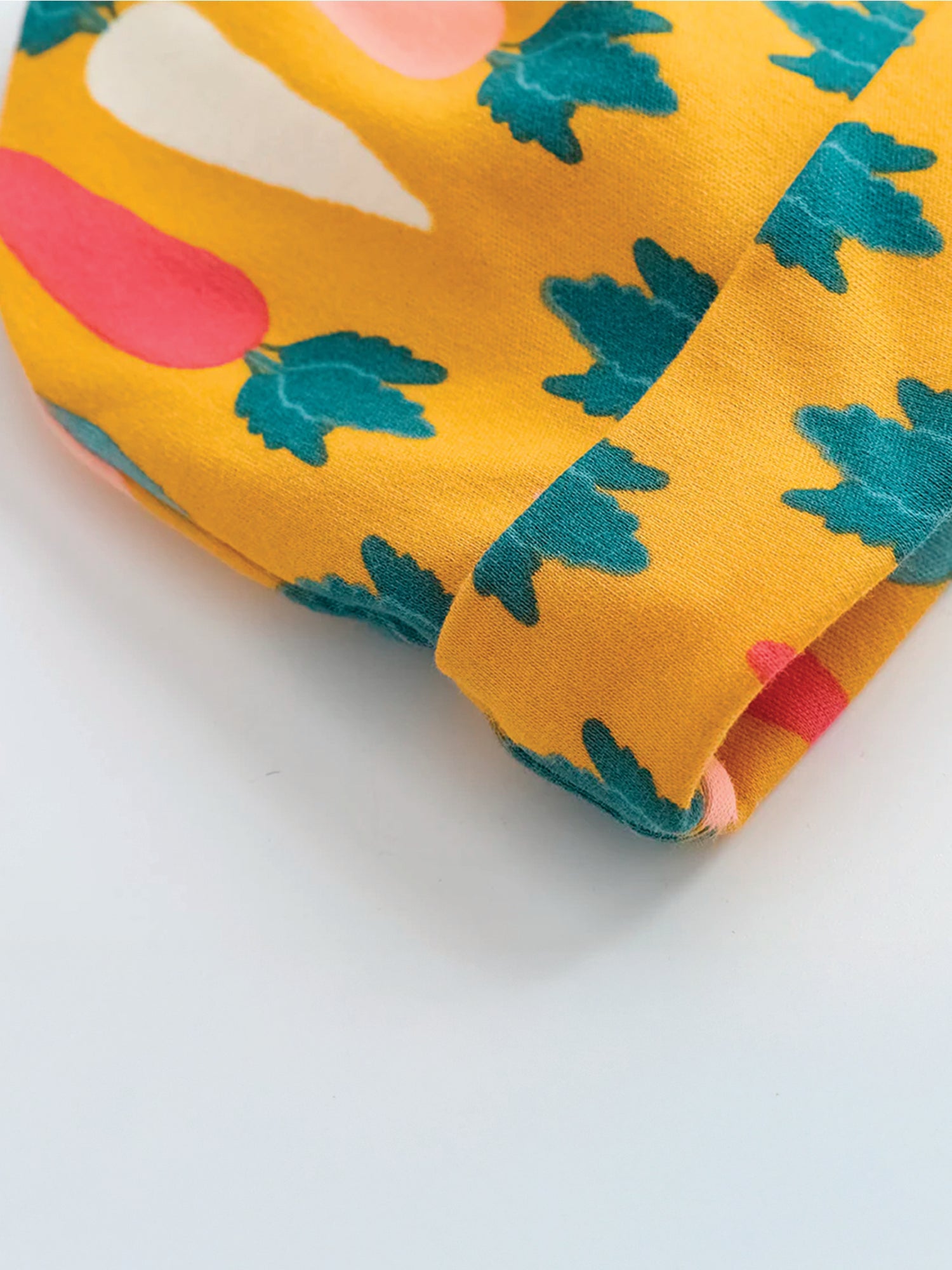 VAUVA Vauva FW23 - Baby Boy Carrot All Over Print Cotton Hat (Yellow) Hat