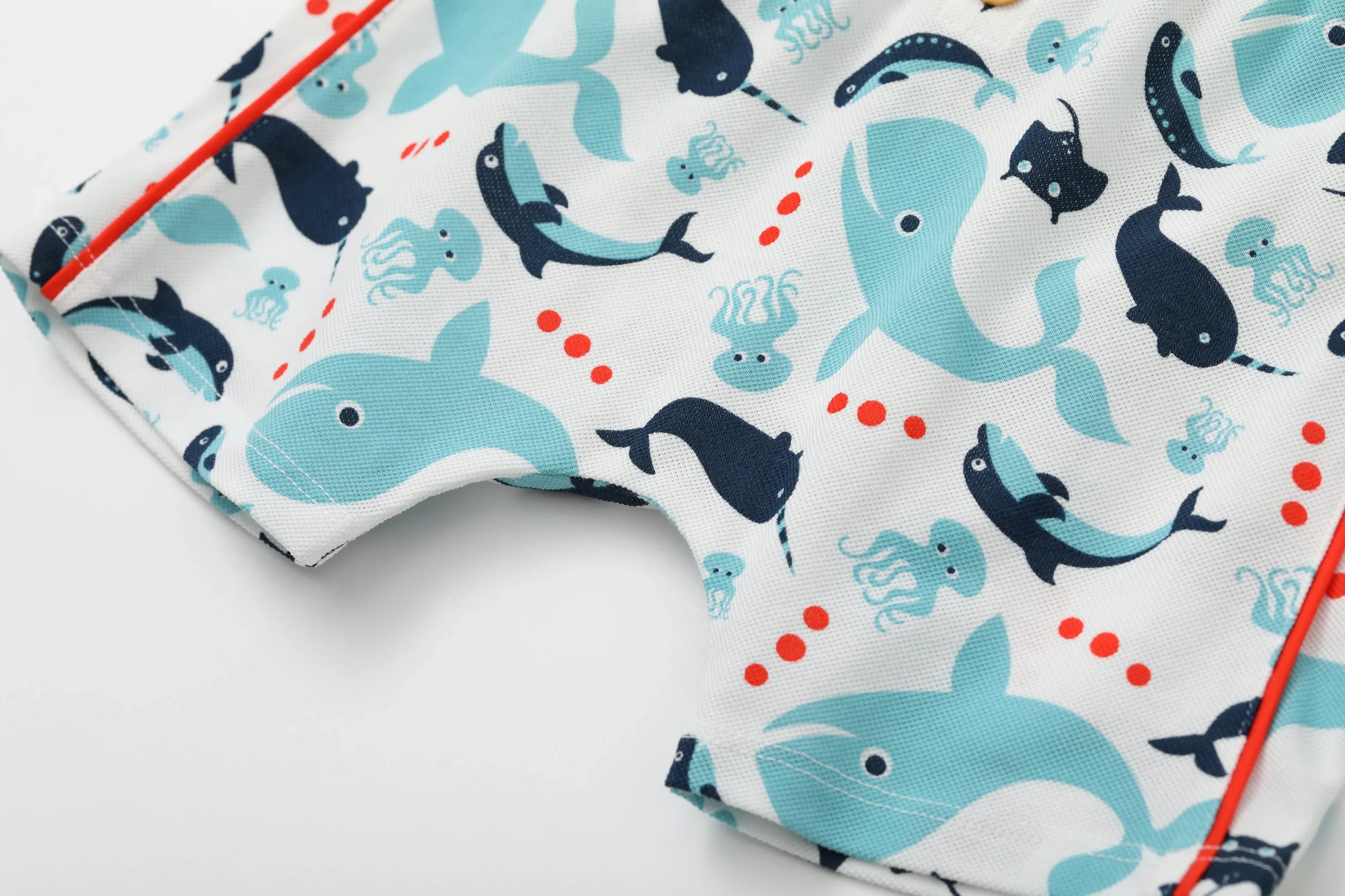 VAUVA Vauva SS24 - Baby Boy Whale Print Shorts (White) Shorts
