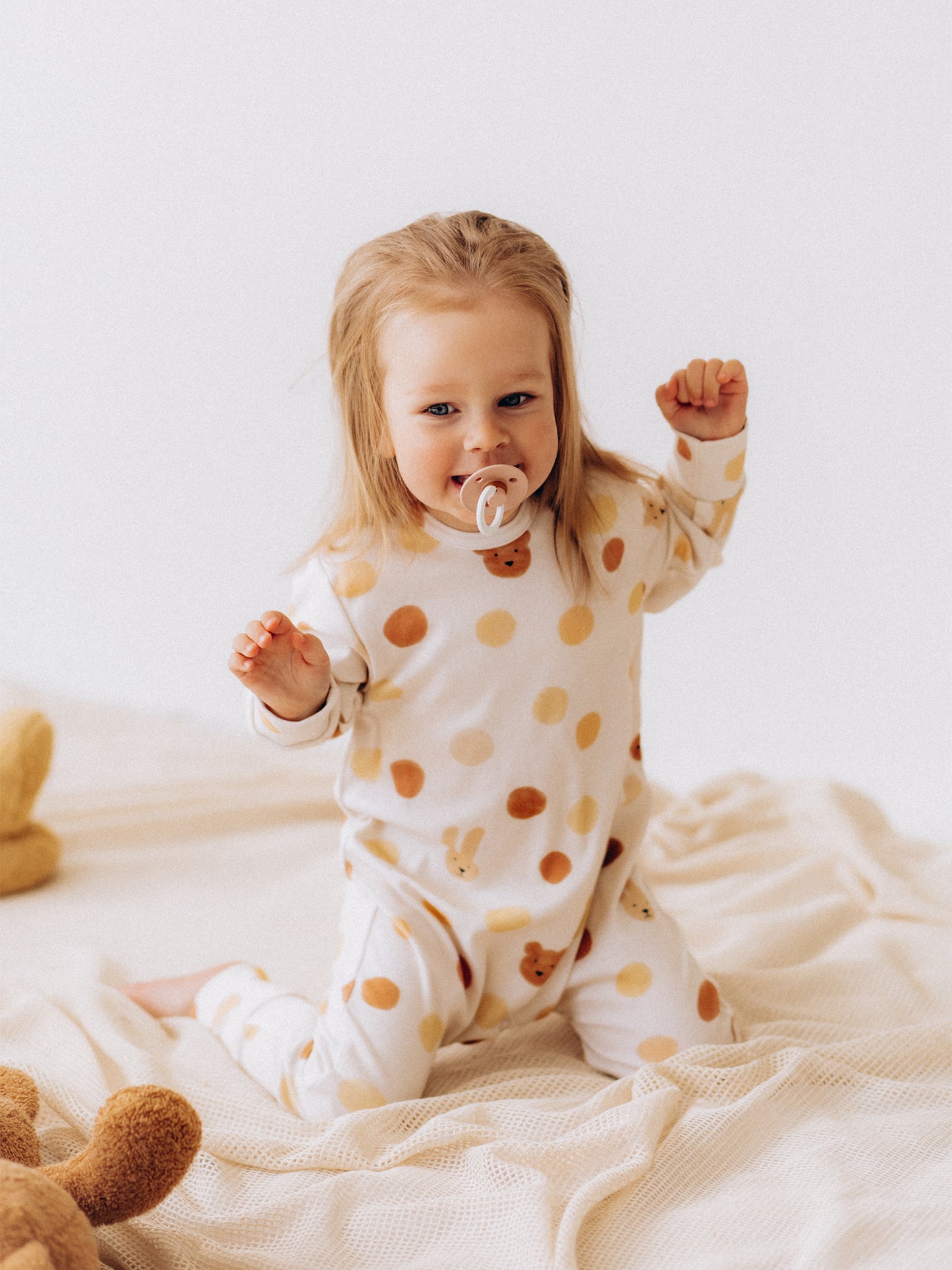 Big Dots Sleepsuit (GOTS)