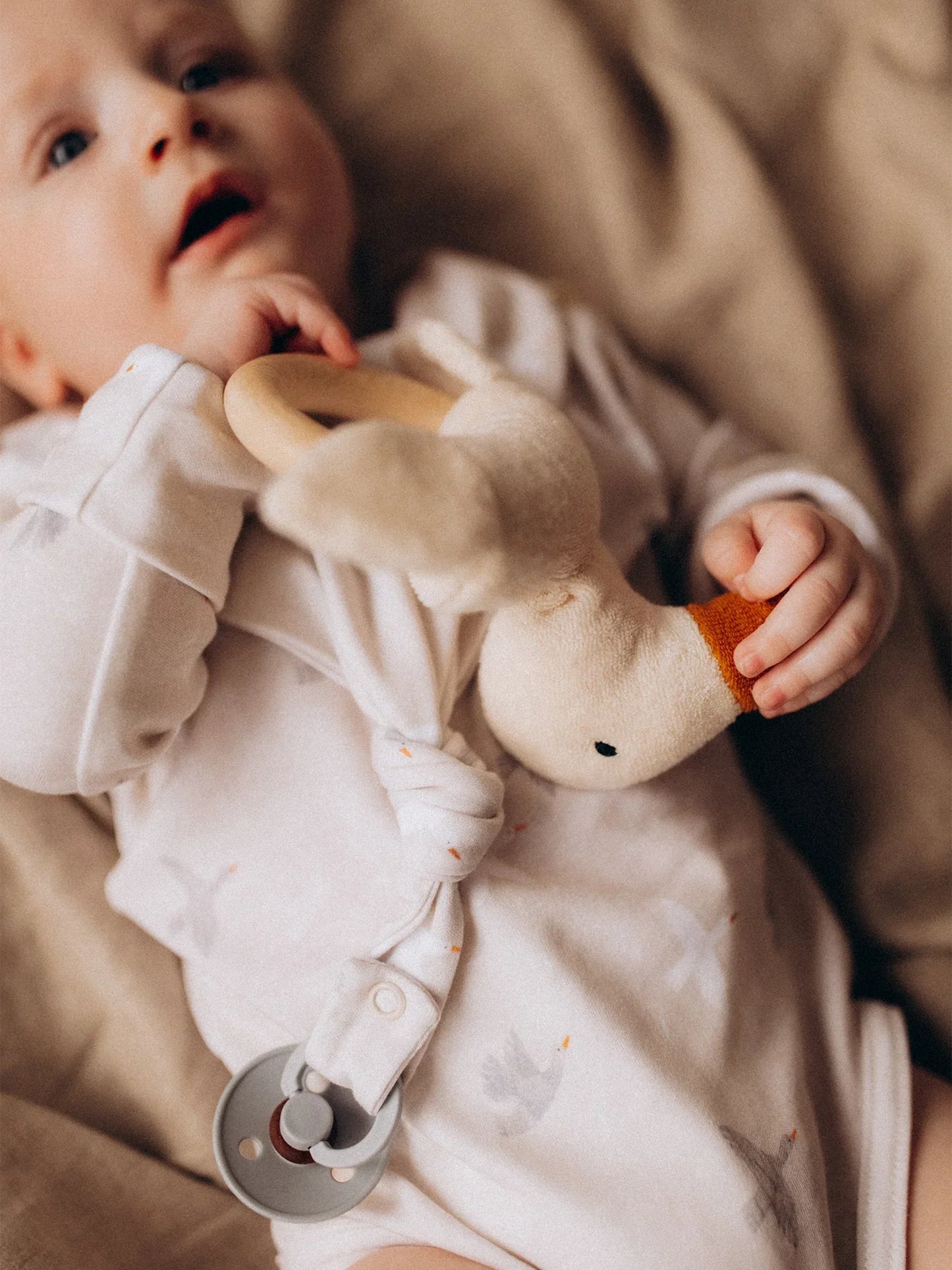 Bunny Rattle With Wooden Teether (GOTS)