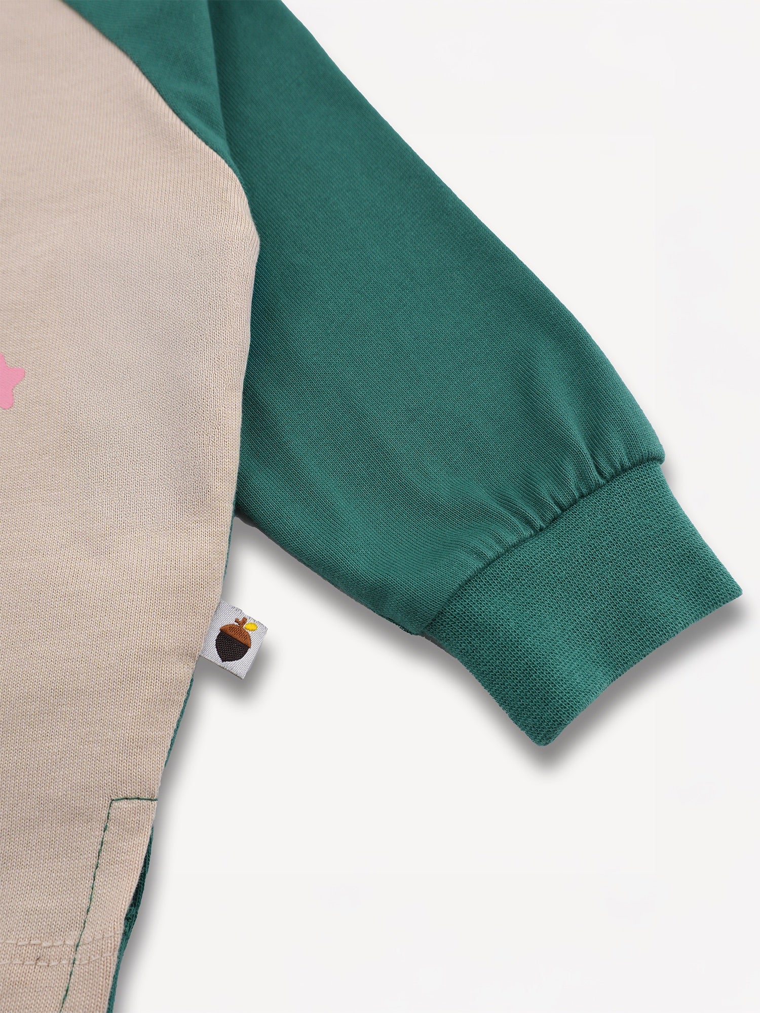 Bear-Print Raglan Sleeve  Tee