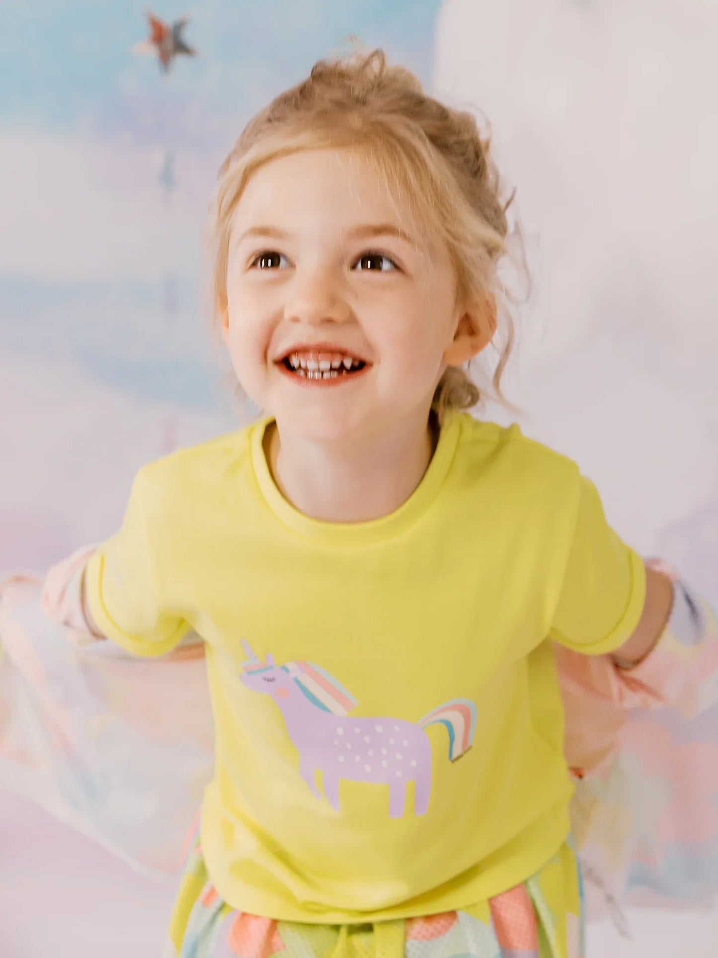 Girls Short Sleeve Unicorn Graphic Tee