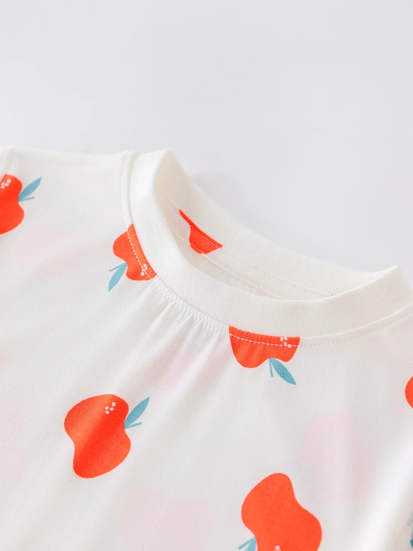 Kids Bamboo Apple Print Long Sleeve Pajama Set