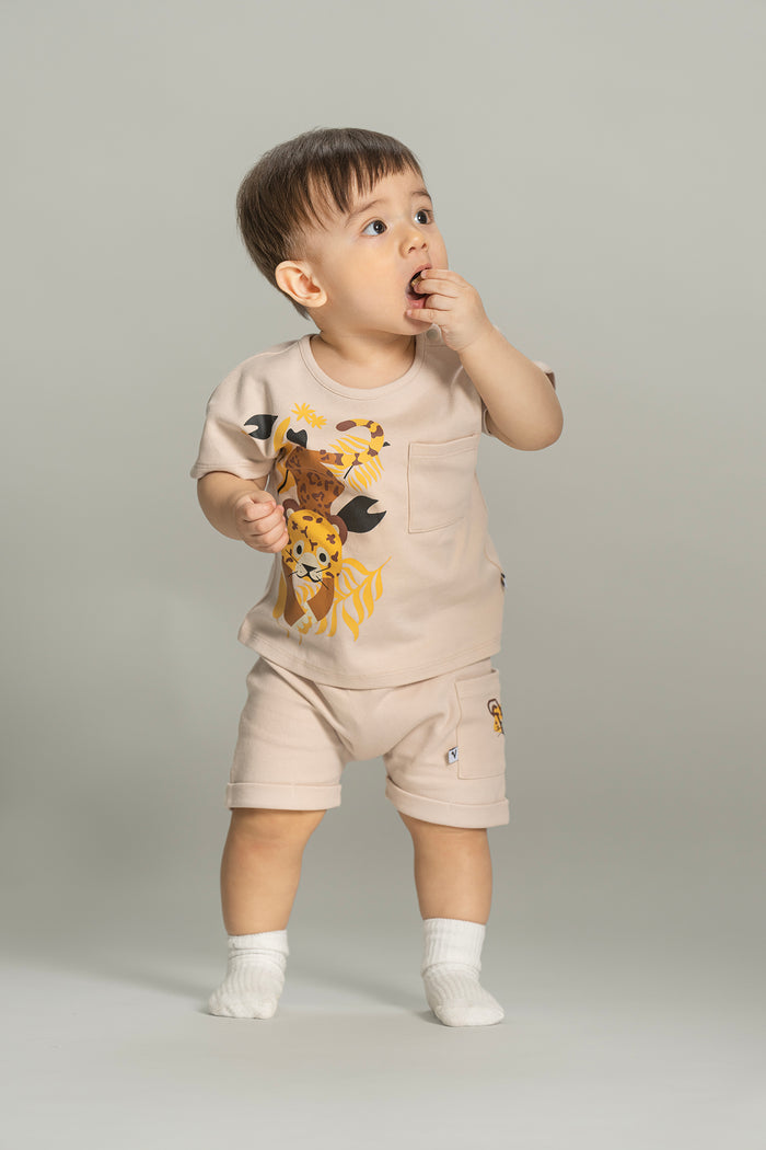 Vauva SS23 Safari - Baby Boys Leopard Cotton Shorts Sleeve Pocket T-shirt-model image front
