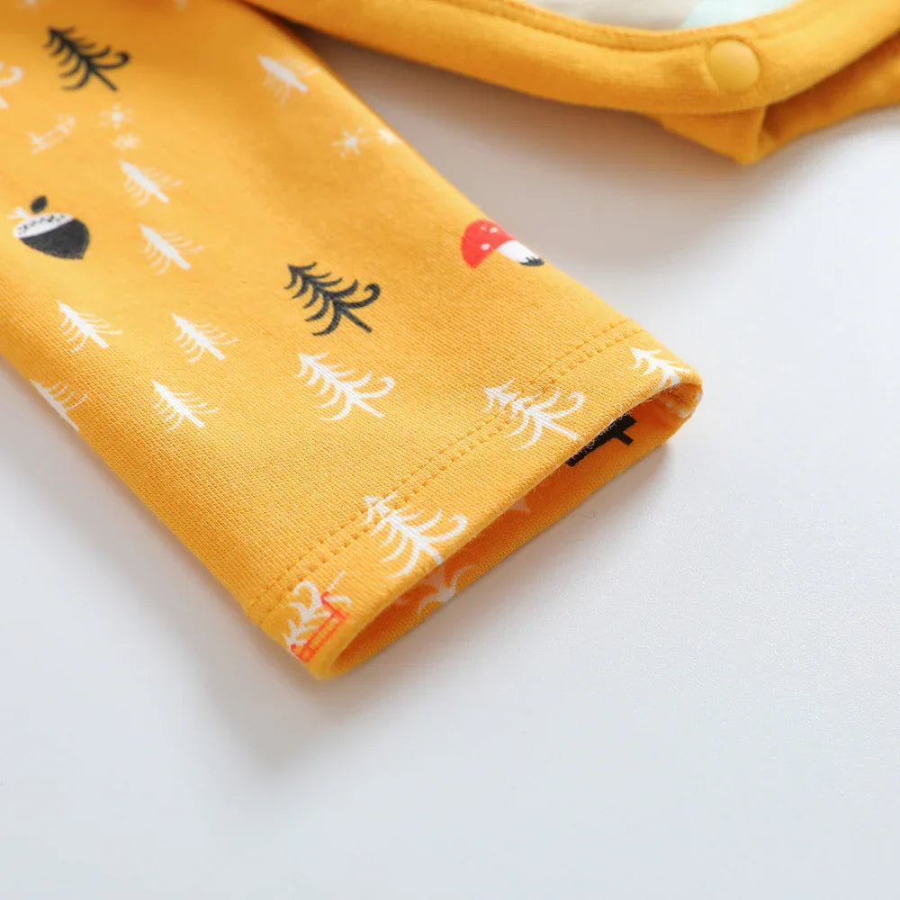 VAUVA Vauva 2022 Xmas Baby Bear Graphic Print Long Sleeves Wrap Bodysuit (Yellow) Bodysuit