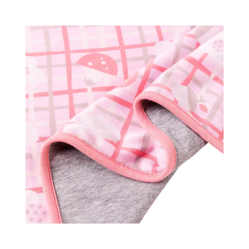VAUVA Vauva Baby Girls Love and Flowers on Checked Organic Cotton Blanket Blanket